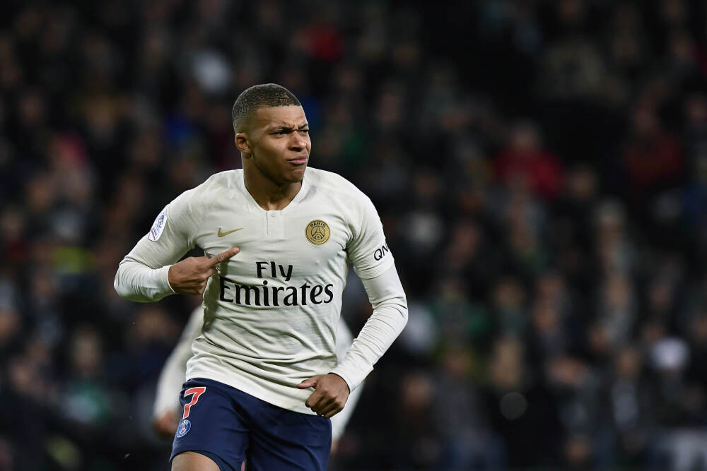 从“全员补习”到“校内解决”, 教育新政如何重塑家庭消费图景?